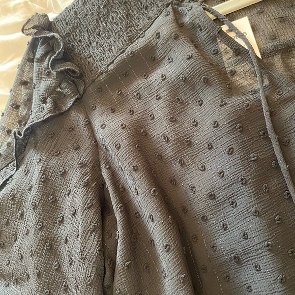 Express Top - Picture 2 of 4